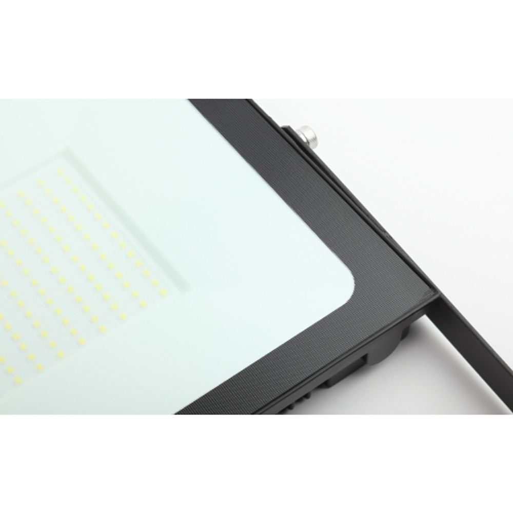 Прожектор светодиодный уличный ЭРА PRO LPR-061-0-65K-150 150Вт 6500К 13500Лм IP65