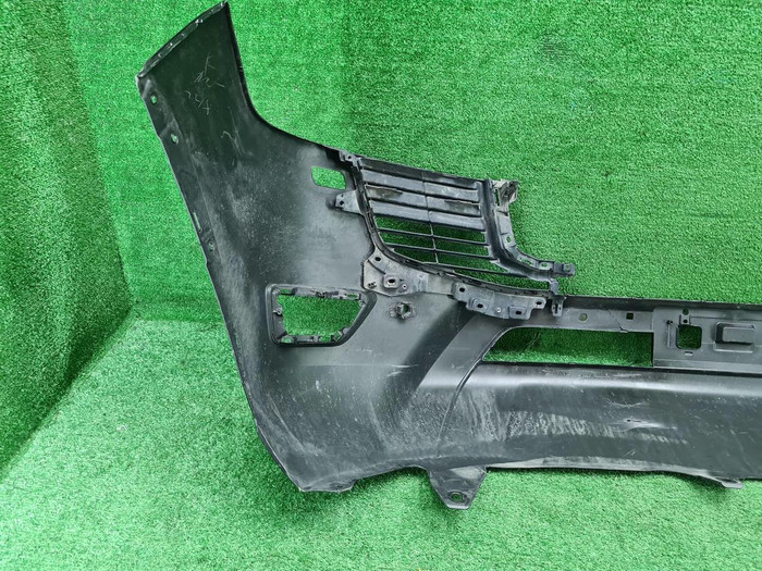 Бампер передний Toyota Land Cruiser 300 (21-нв)