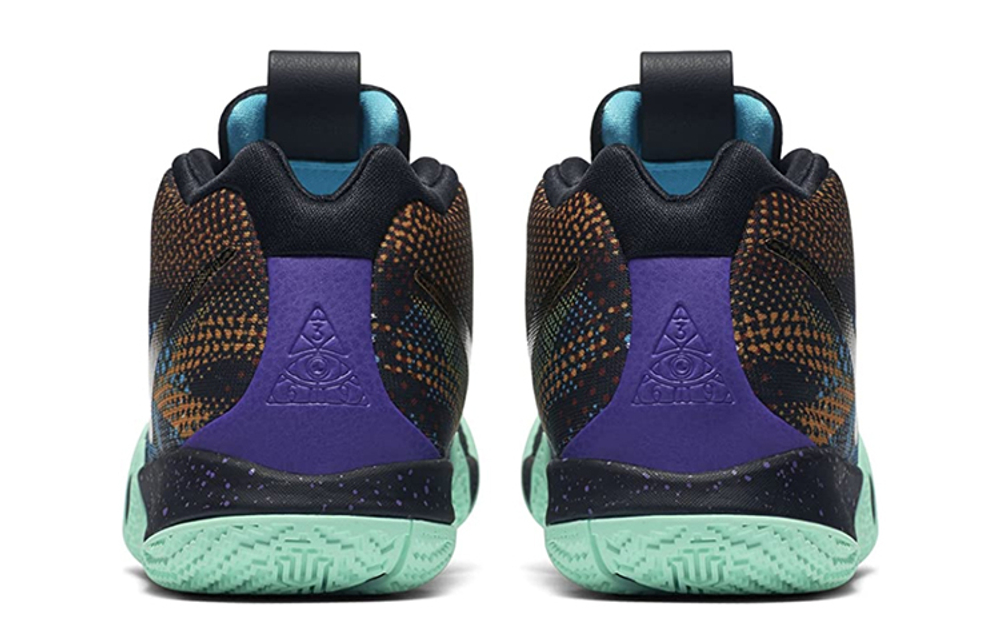 Кроссовки Nike Kyrie 4 Mamba Mentality GS (Подростковая размерная сетка)