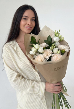 букет до 2500 руб купить в Казани