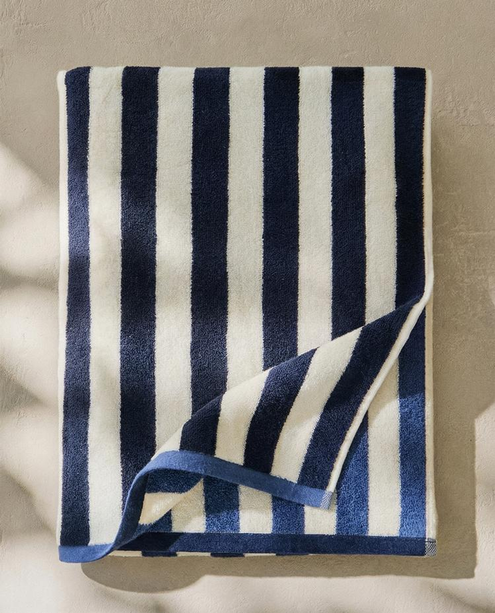 ZARA HOME ДВУСТОРОННЕЕ ПЛЯЖНОЕ ПОЛОТЕНЦЕ В ПОЛОСКУ, СИНИЙ