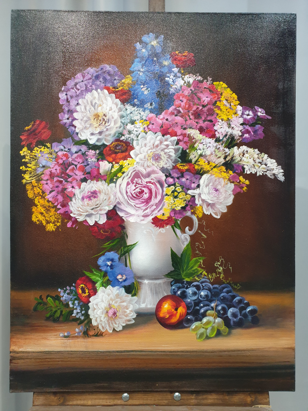 Букет цветов и фруктов