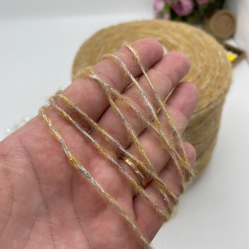 LINEAPIU ITALIA S.P.A. 30% пух мериноса 10% люрекс 18% полиакрил 42% полиамид