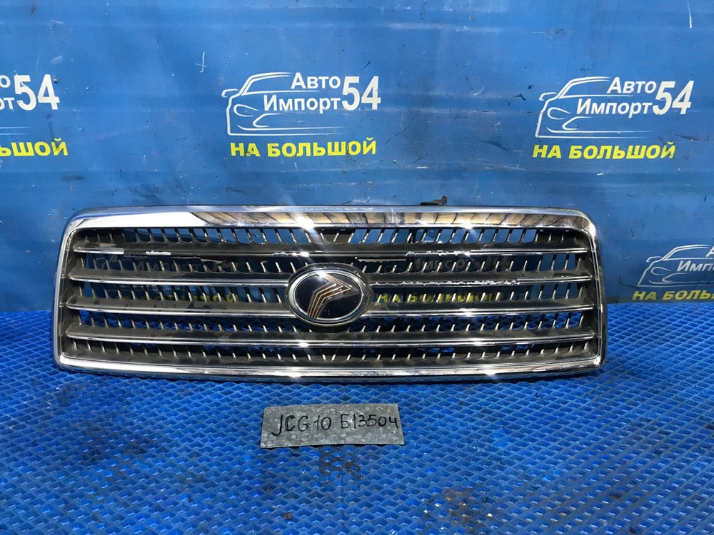 Решетка радиатора TOYOTA PROGRES 2001-2007