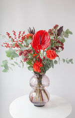 Букет с антуриумом в подарок маме