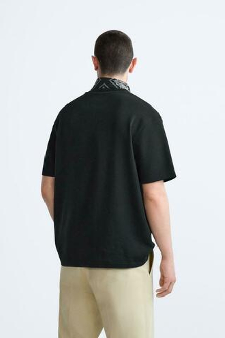 ZARA ФУТБОЛКА ИЗ РЕЛЬЕФНОЙ ТКАНИ, ЧЕРНЫЙ