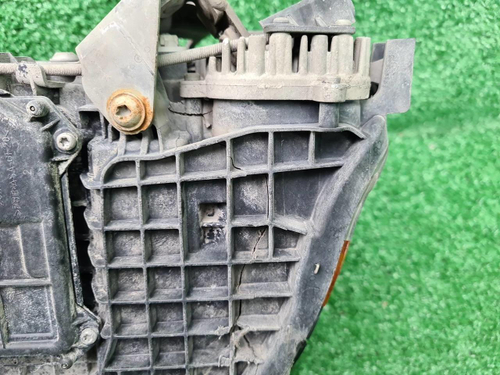 Фара правая Scania R-Series (2016-н.в.) галоген