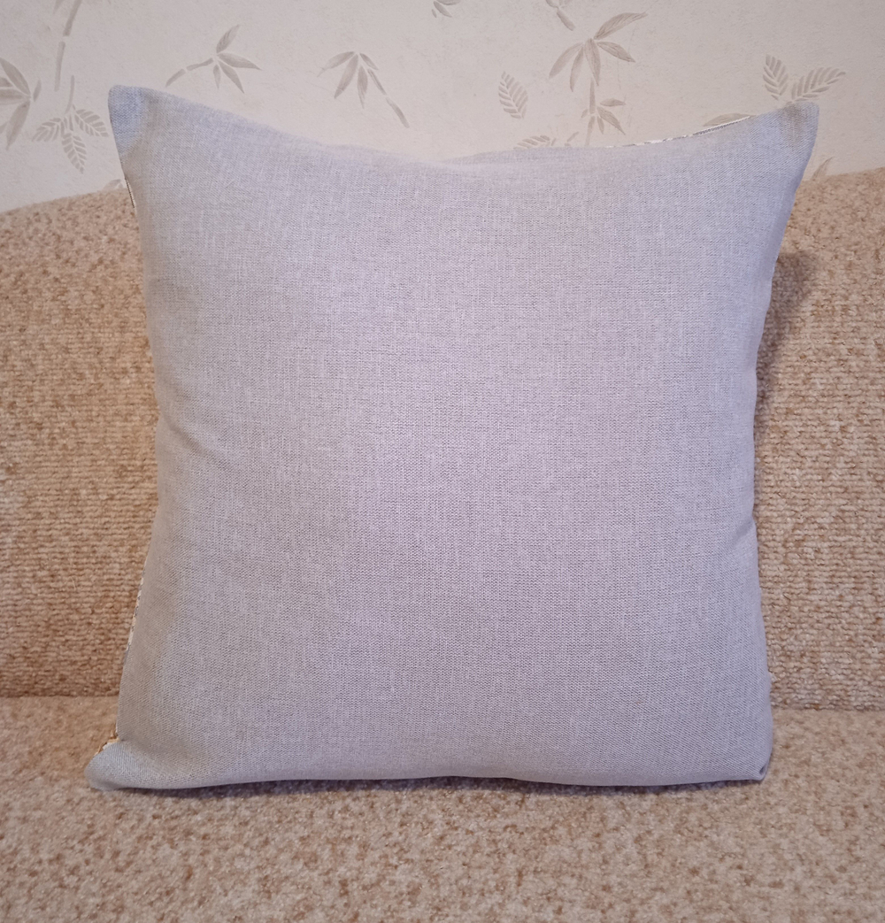 Декоративный гобеленовый чехол Любимые цветы 47х47