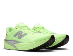 Кроссовки для бега мужские New Balance FuelCell Rebel v5 M Зеленые