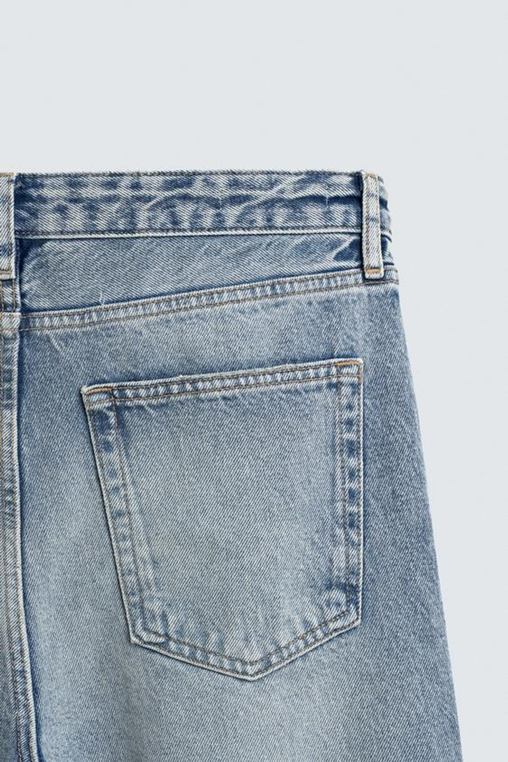 ZARA ДЖИНСЫ FLARE FIT С РАЗРЕЗАМИ, ВЫЦВЕТШИЙ СИНИЙ