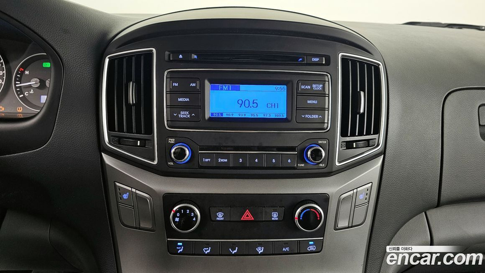 Hyundai The New Grand Starex Van 3-х местный (06.2020)