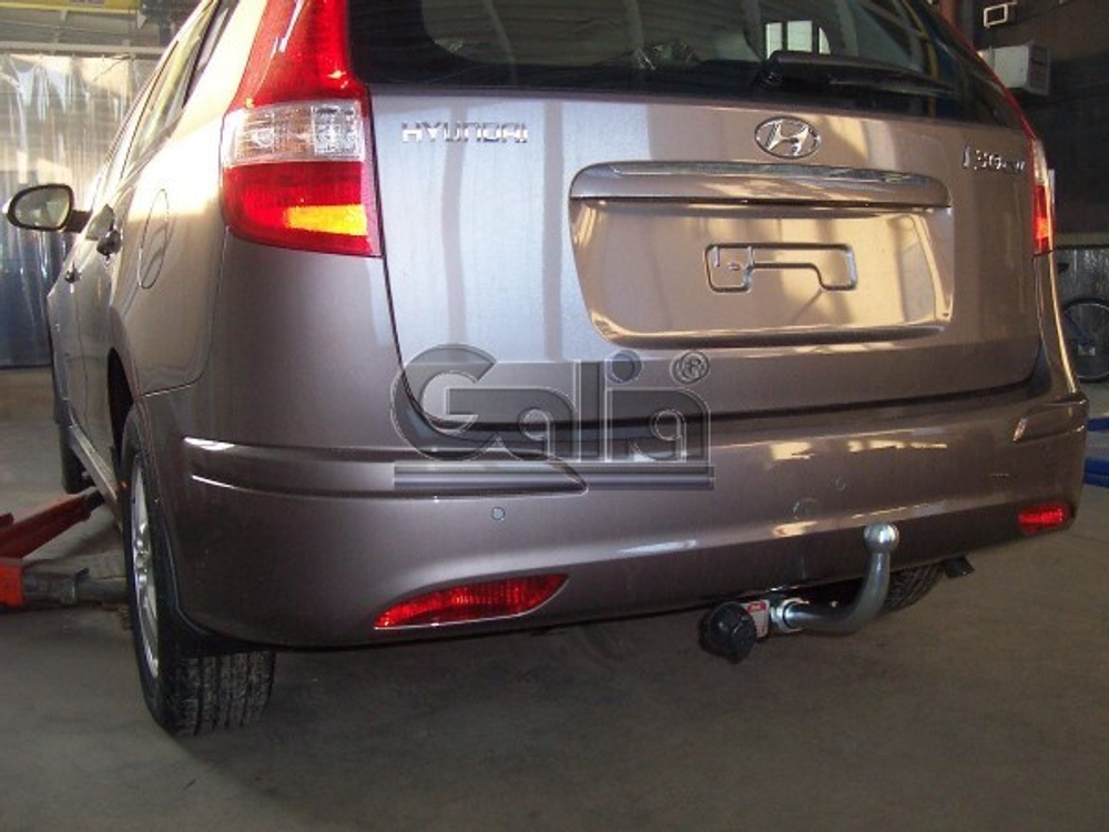 Фаркоп оцинкованный Galia H076A для Hyundai i30 универсал 2007-2012(паспорт и сертификат в комплекте)(без электрики)