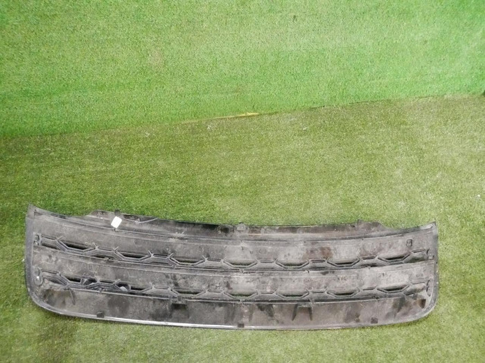 Решетка радиатора Land-Rover Discovery 5 L462 (2016-2021)