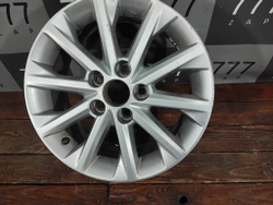 Диск колесный литой R16 Toyota Camry (XV50) 11-18 Б/У Оригинал 4261106A70