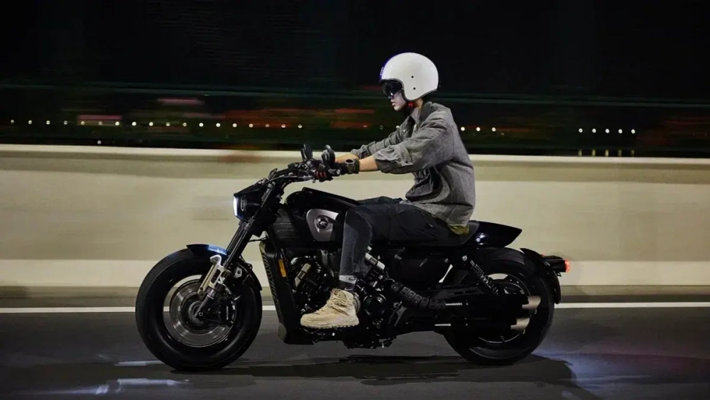 QJMotor SRV 600 V, 2024