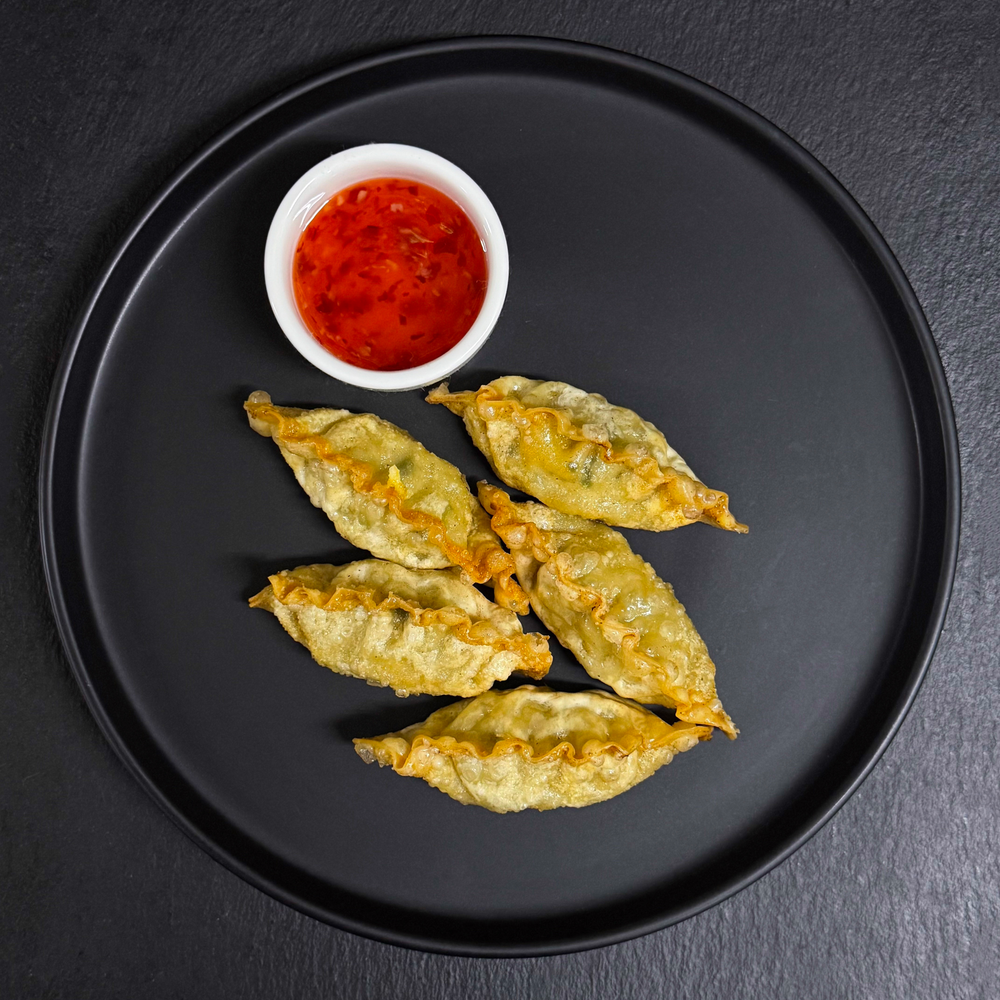 Гёдза жареные с курицей