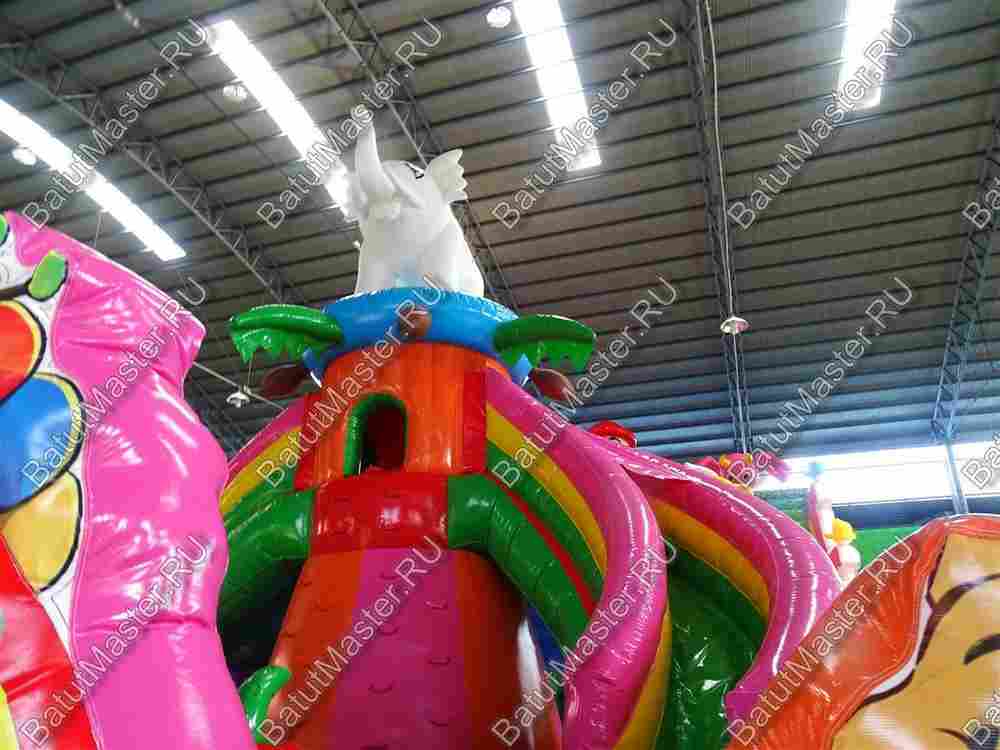 Коммерческий надувной батут "Звериный фестиваль" 19*10*8,5 м