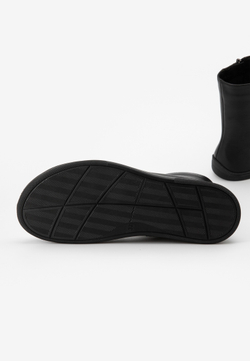 Ботинки // Nare // Black