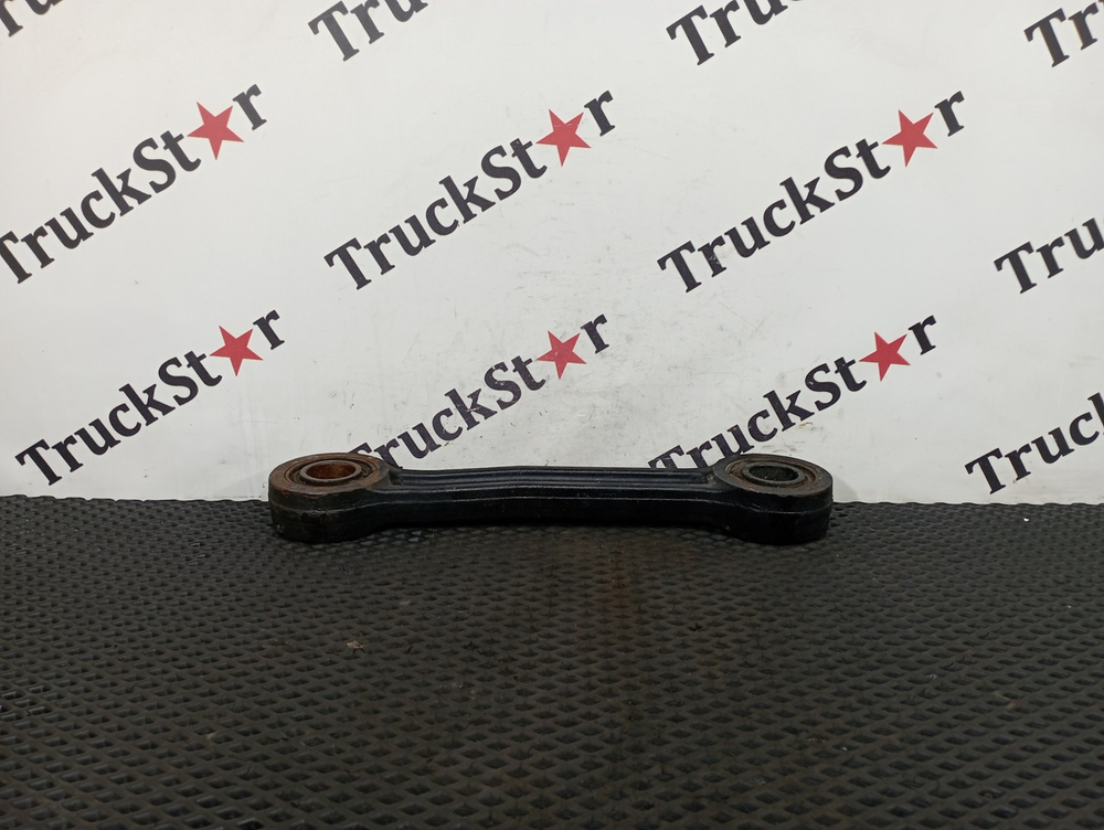 Стойка переднего стабилизатора 2023г