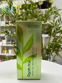 Солнцезащитный крем с семенами зелен.чая Farmstay SPF50 Green Tea Seed Moisture Sun Cream SPF50+ PA+++ 70 мл.