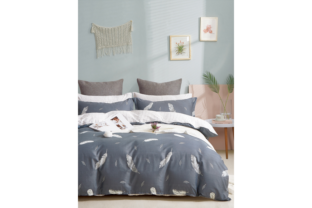 Постельное белье GoodNight Сатин Делюкс 747 с компаньоном евро (с нав. 50х70)