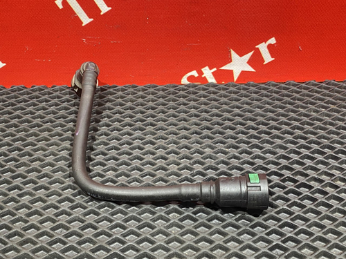 Трубка топливная