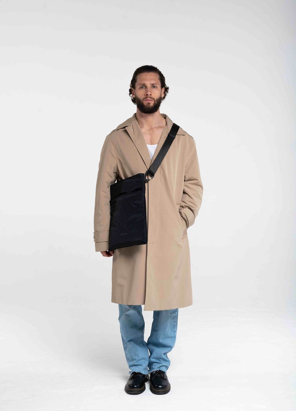 Купить Сумка Mushmula Мессенджер F1 Гибридный черная Сумка Mushmula Мессенджер F1 Гибридный черная