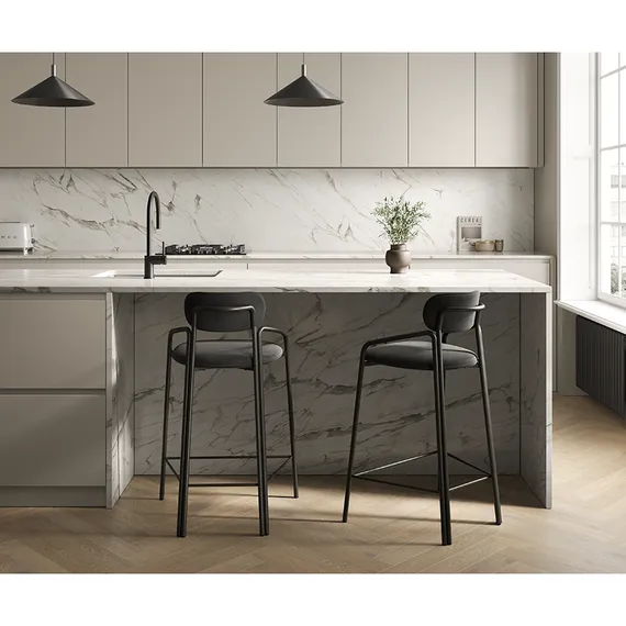 Полубарный стул Ror, Round, черный велюр