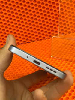 Смартфон Xiaomi poco C65 8/256