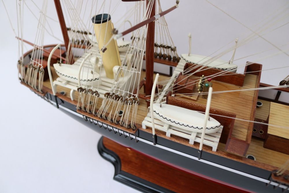 Van Der Heijden Парусник "RRS DISCOVERY", Британия