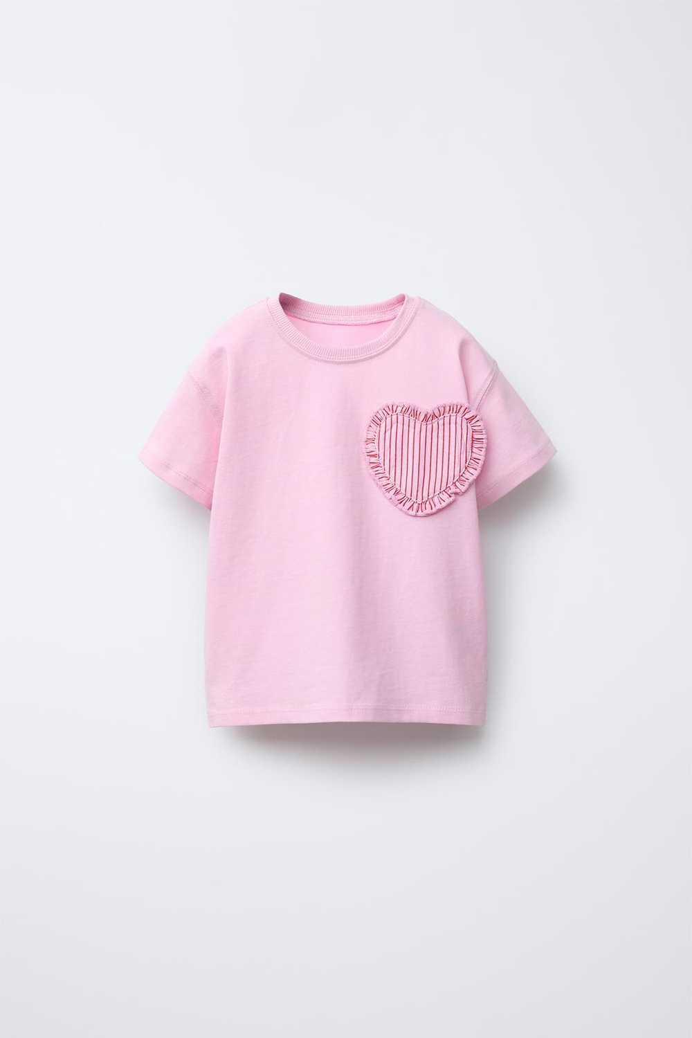 ZARA ФУТБОЛКА С КАРМАНОМ «СЕРДЦЕ» И ПРИНТОМ, БЛЕДНО-РОЗОВЫЙ