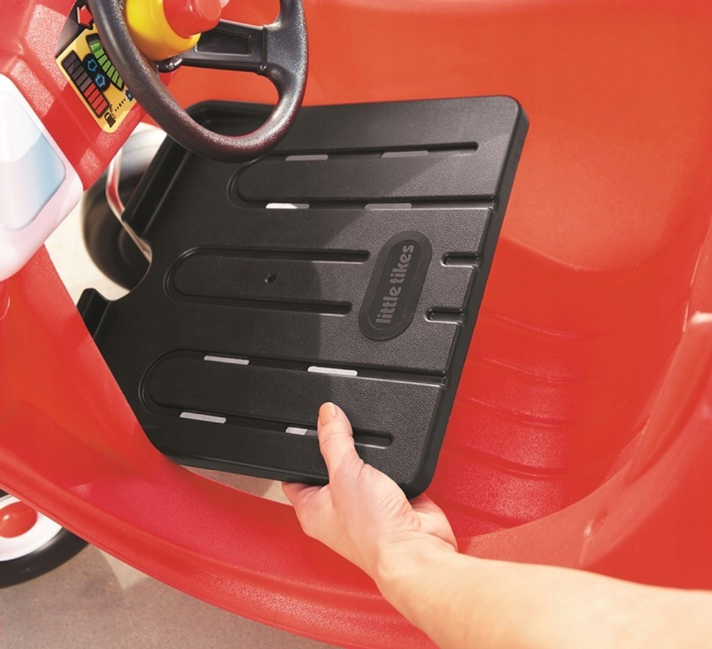Cozy coupe floor outlet