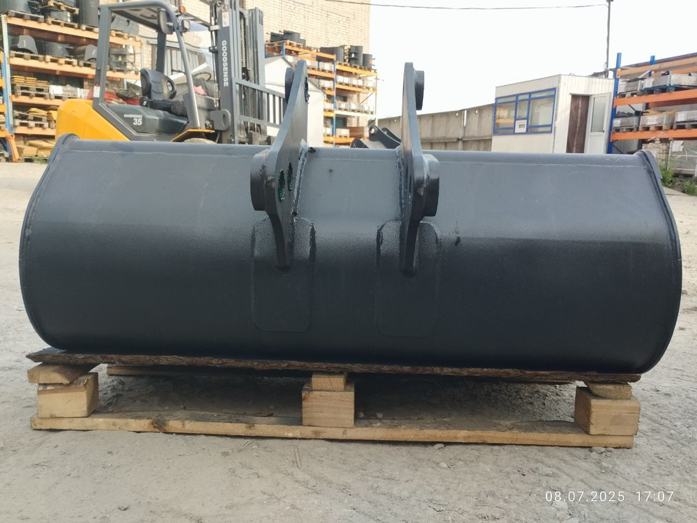 Ковш New Holland LB115/LB110 планировочный 1200 мм