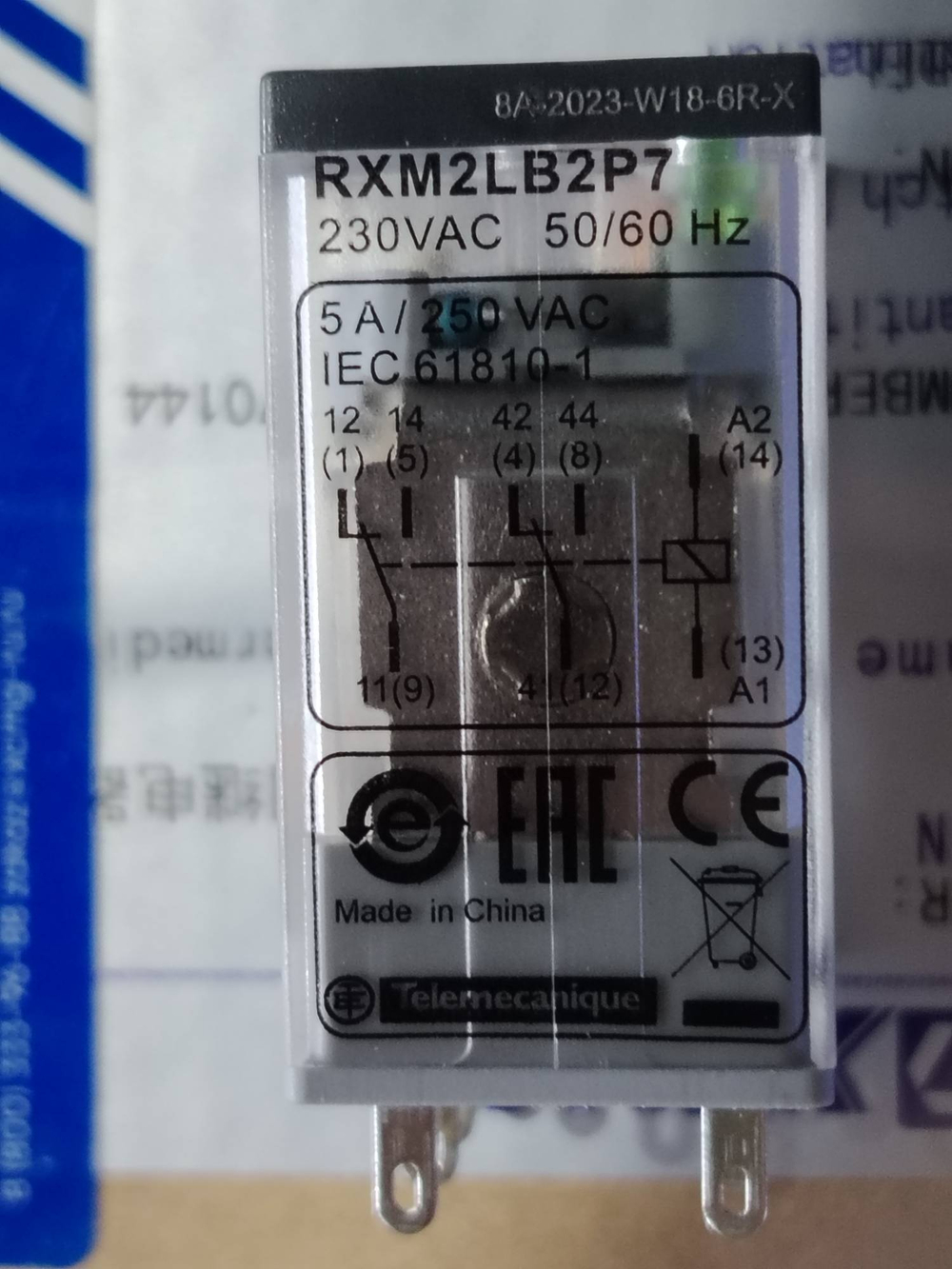 803680641 головка промежуточного реле RXM2LB2P7
