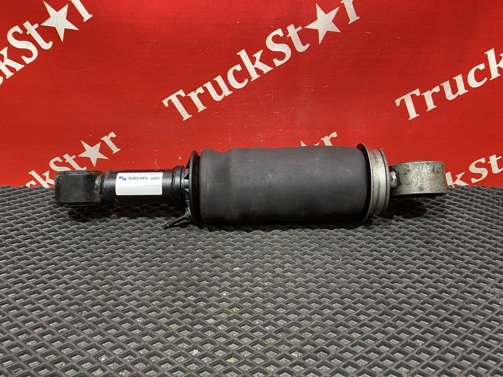 Подушка кабины передняя