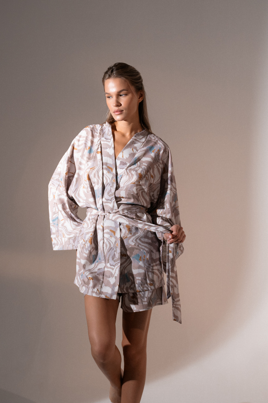 КОСТЮМ КИМОНО