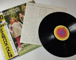 Винтажная виниловая пластинка LP The Mamas and The Papas 16 Of Their Greatest Hits (Japan 1978) (Obi) Young Girls Are Coming To The Canyon