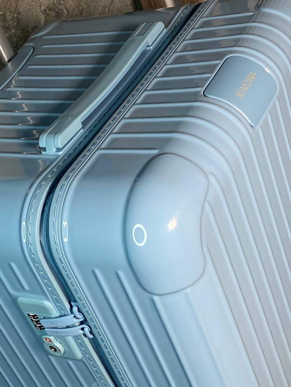 Чемодан Rimowa