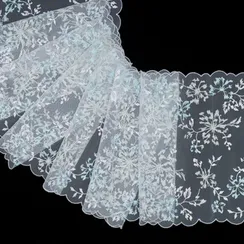 Вышивка на сетке светло-серый/ментол 20 см