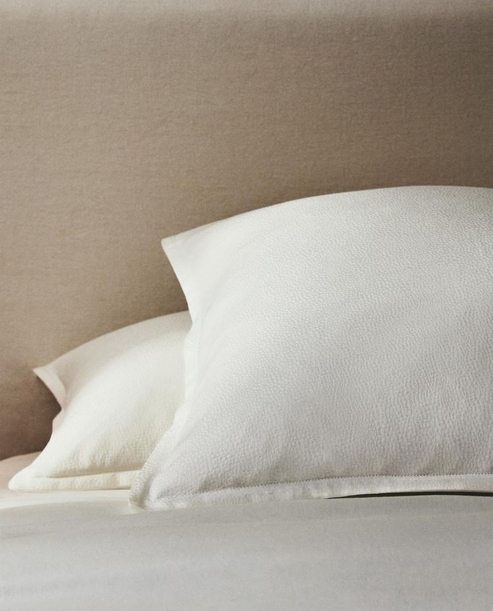 ZARA HOME ЖАККАРДОВАЯ НАВОЛОЧКА ИЗ САТИНА (300 НИТЕЙ), БЕЛЫЙ