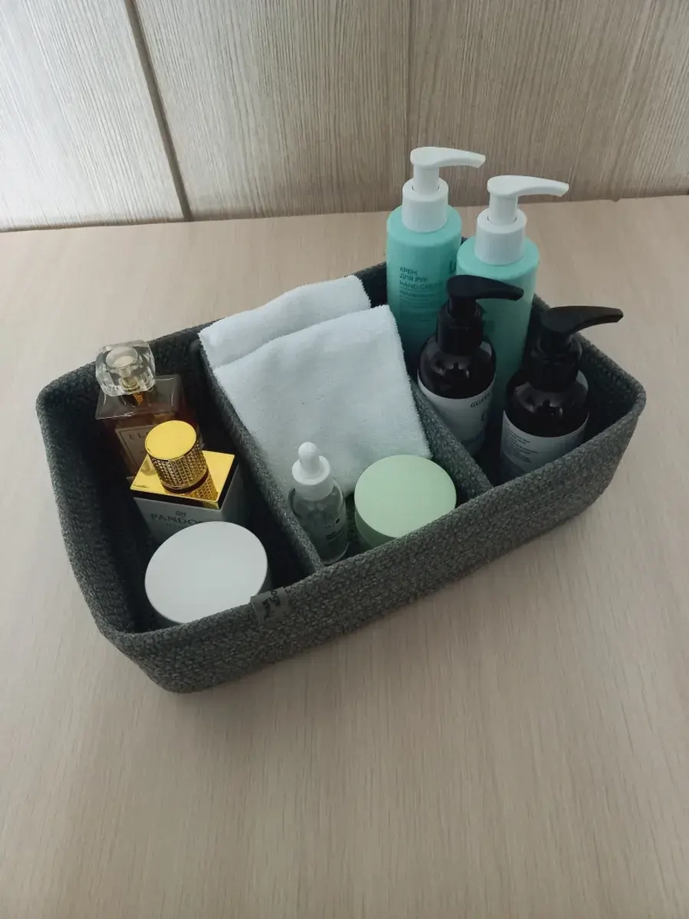 Органайзер для косметики плетеный