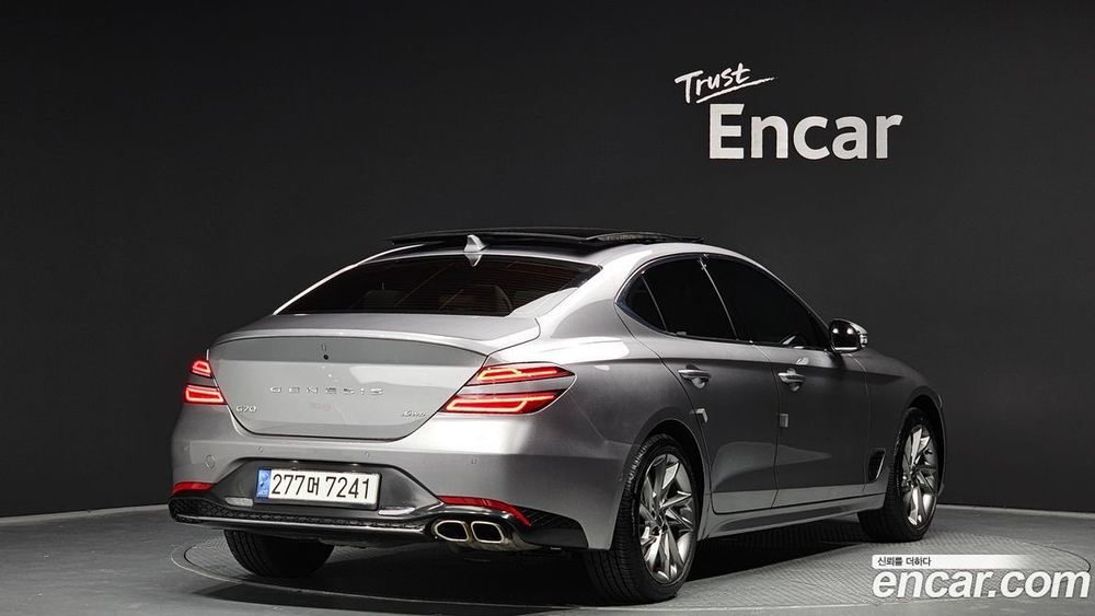 Genesis The New G70 Бензин 2.0T 4WD (08.2022)