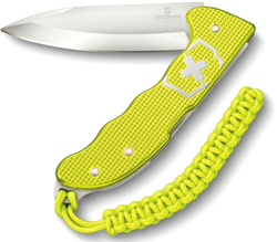 Нож перочинный Victorinox Hunter Pro Alox (0.9415.L23) 136мм 4функц. желтый подар.коробка