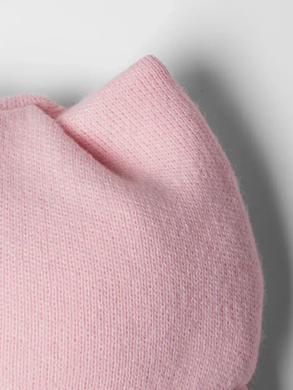 Шапка для девочки на осень