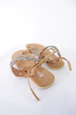 Босоножки Hot Lava красивые 41 размер