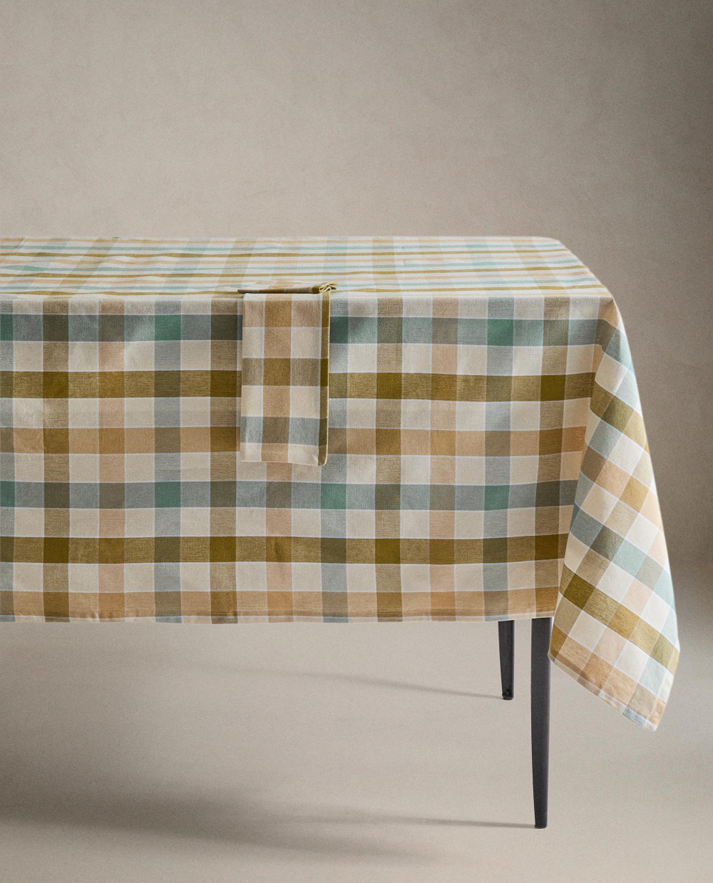 Zara Home скатерть из хлопка, клетка, 150 150 см · 3232/021