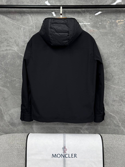 Куртка Moncler с съемной подкладой