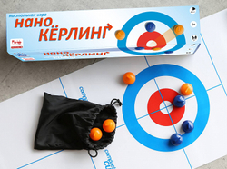 Игра "Нано-керлинг" в тубусе