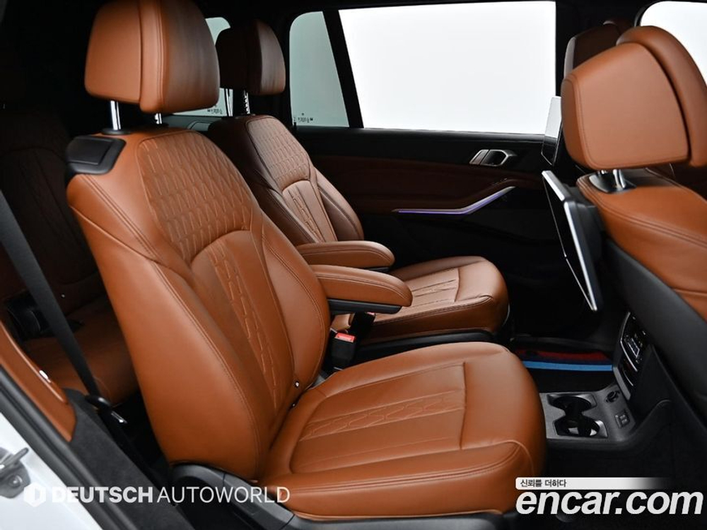 BMW X7 (G07) xDrive 40i M Sports 6-и местный (09.2022)
