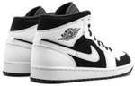 Jordan 1 Mid 'White Black'